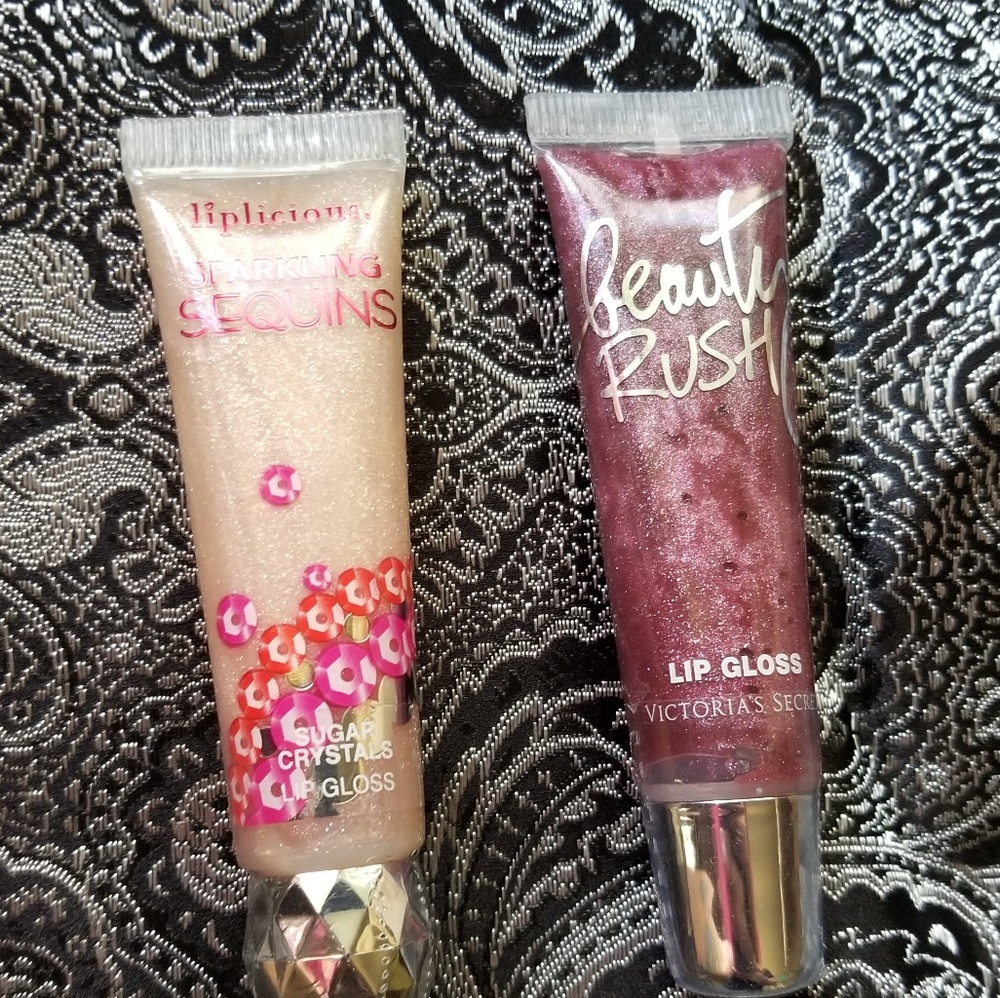 Victoria secret cookie kiss/ liplicious lip gloss